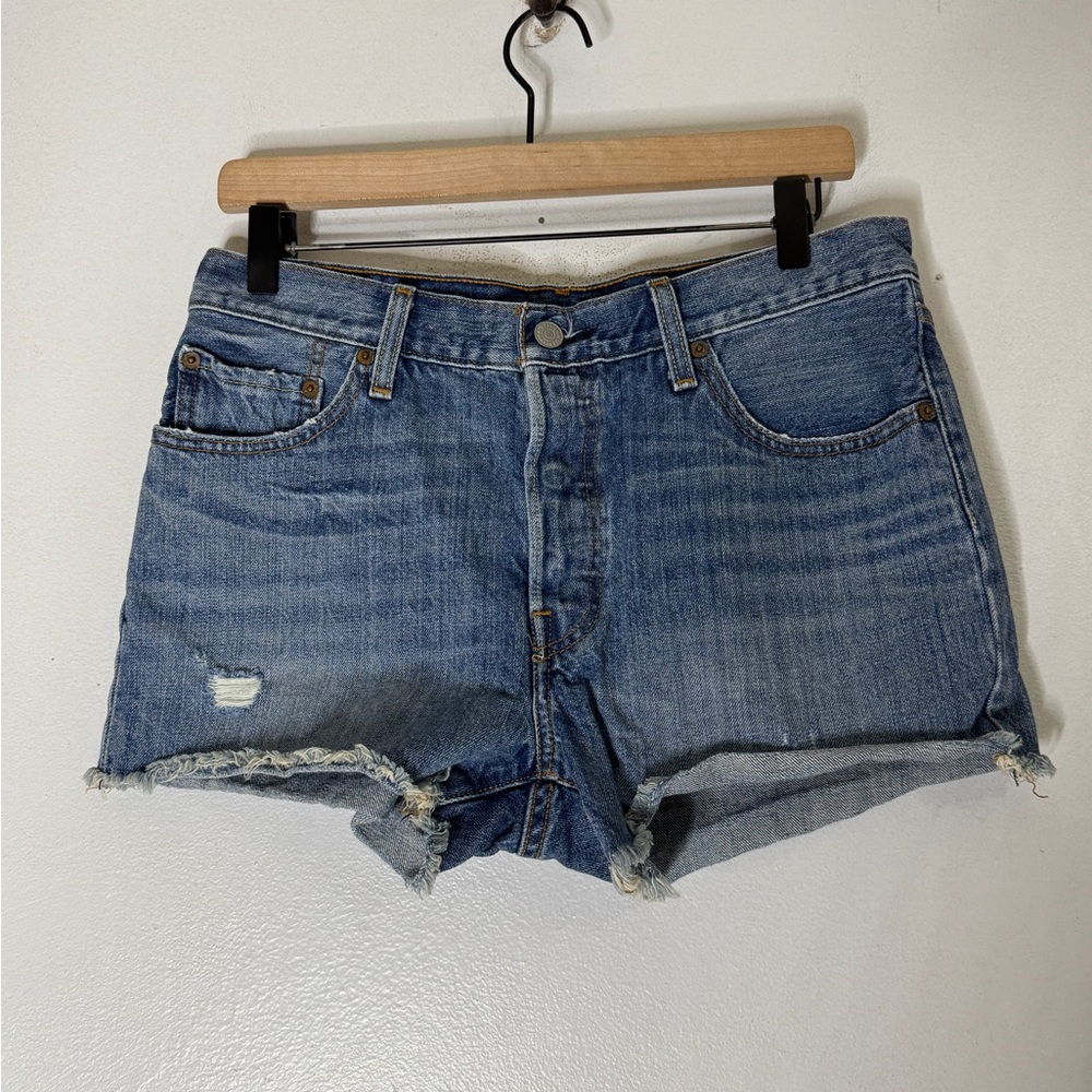 Levi’s 501 Cut‎ Off Jean Shorts Size 29